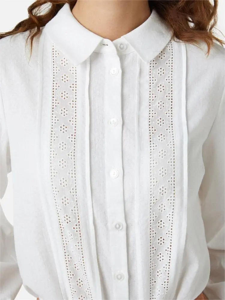 Playful Blouse Spirit