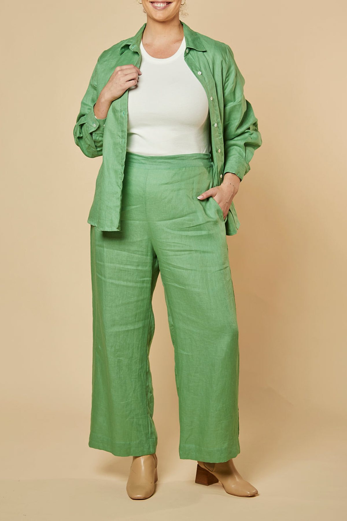 Camille Wide Leg Pant in Jadesheen