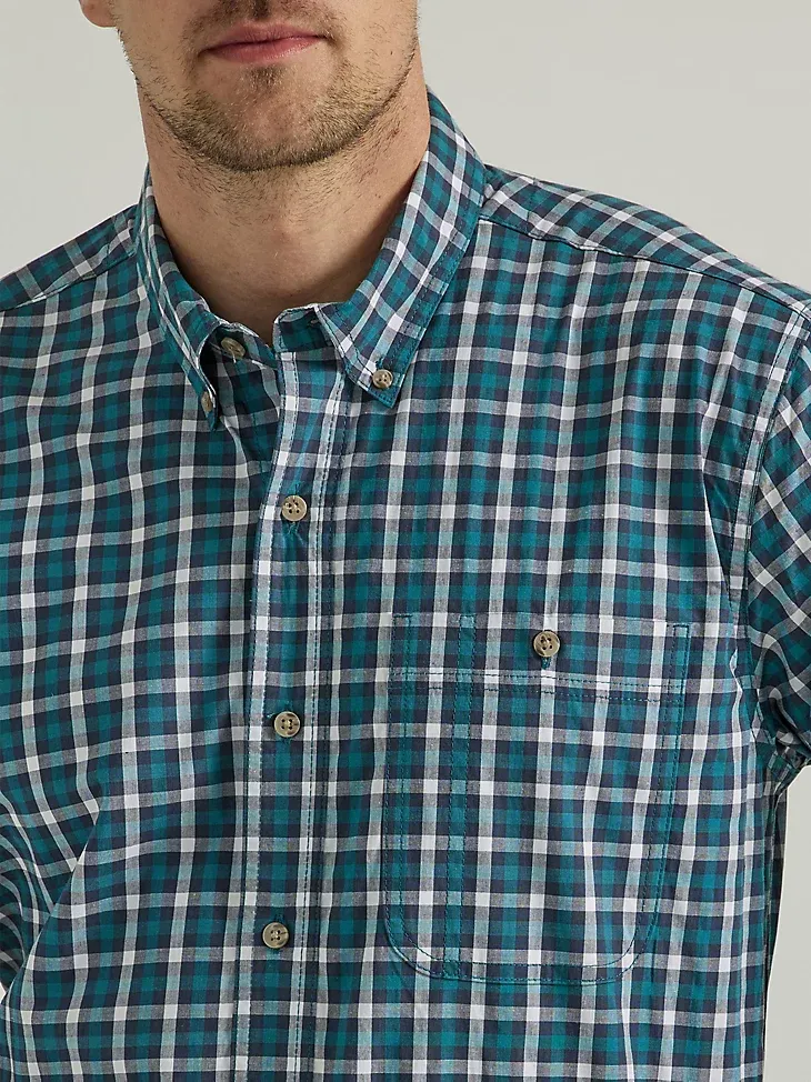 WRANGLER RUGGED WEAR® LONG SLEEVE WRINKLE RESIST PLAID BUTTON-DOWN SHIRT IN TEAL NAVY