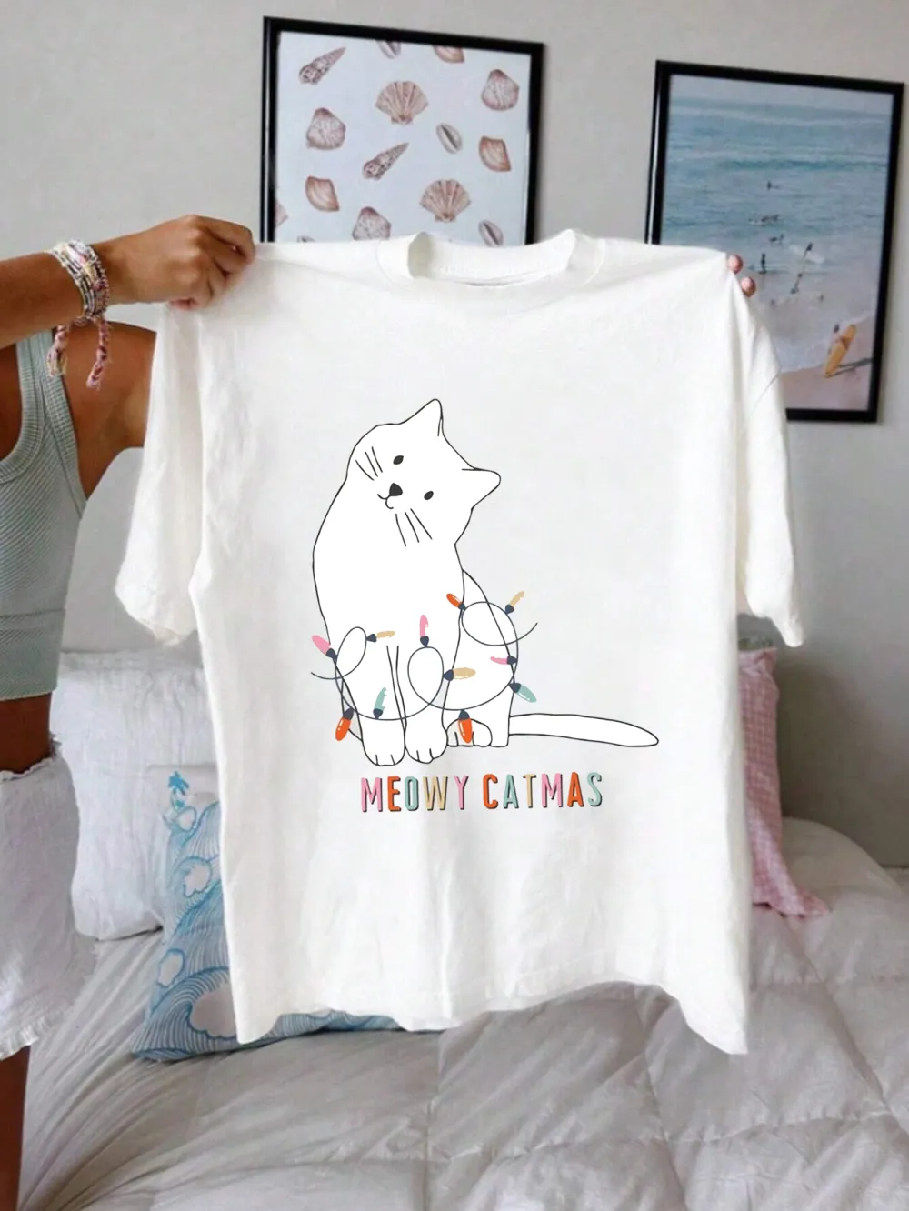 Kitty Santa Lady T-shirt