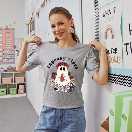 Espooky Vibes Spanish Teacher T-Shirt