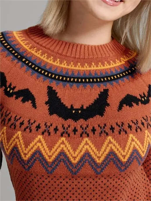 Knit Sweater Beauty