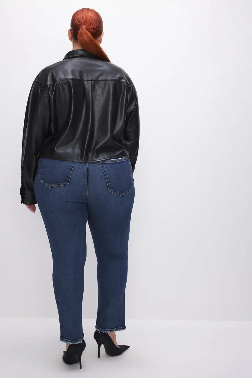 SOFT-TECH GOOD LEGS STRAIGHT JEANS