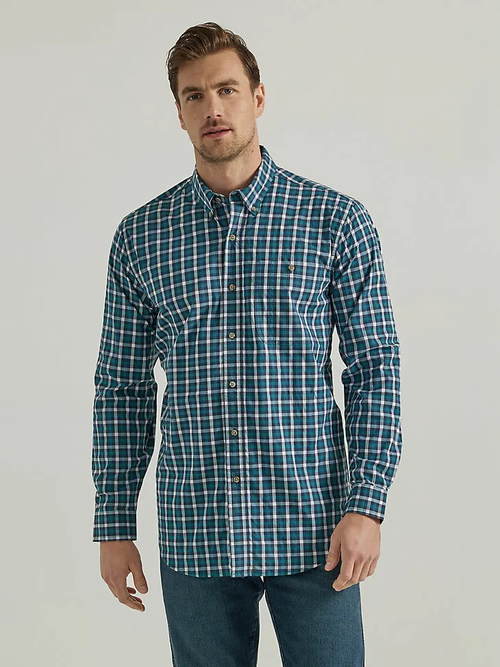 WRANGLER RUGGED WEAR® LONG SLEEVE WRINKLE RESIST PLAID BUTTON-DOWN SHIRT IN TEAL NAVY