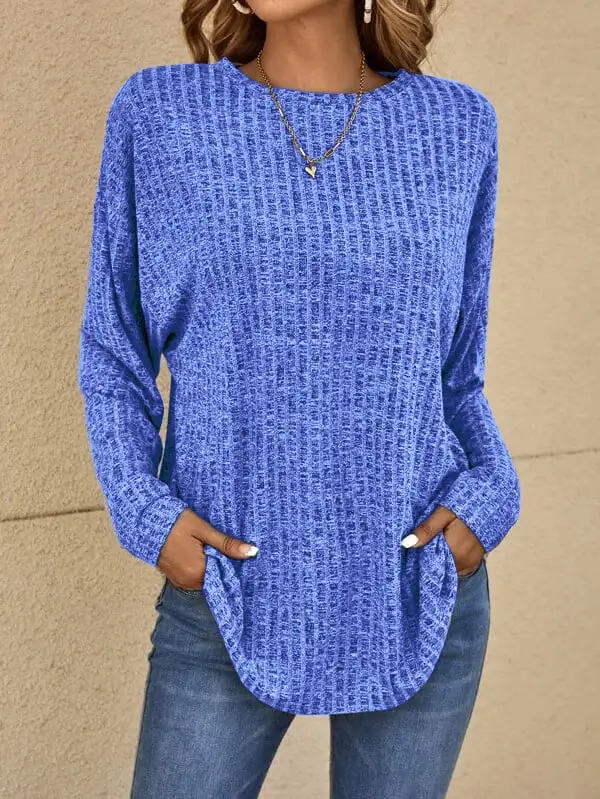 Casual long-sleeved sweater