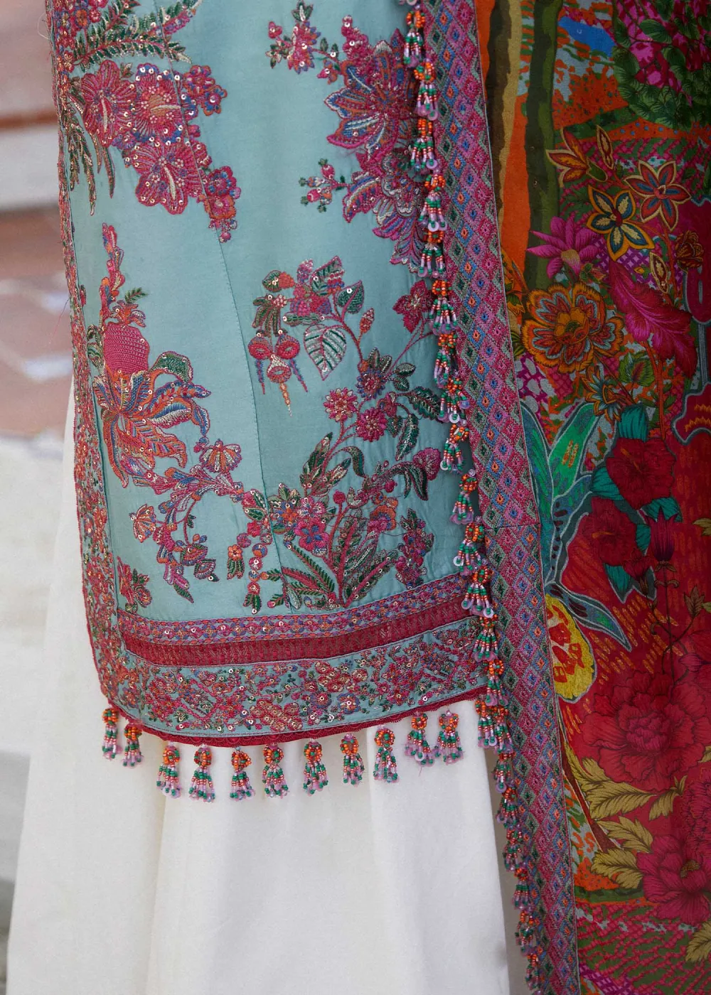 FLORET Embroidered Lawn