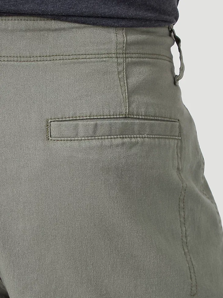 MEN'S WRANGLER AUTHENTICS® STRETCH CARGO SHORT IN GRAIN