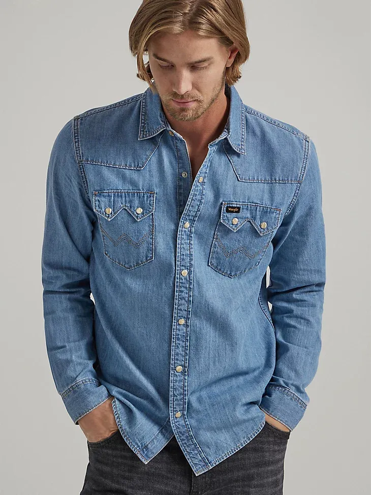 MEN'S DENIM WESTERN SNAP SHIRT IN LIGHT WASH