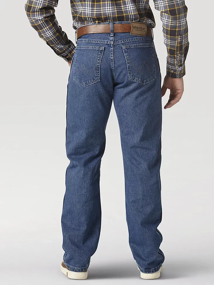 WRANGLER RUGGED WEAR® RELAXED FIT JEAN IN ANTIQUE INDIGO