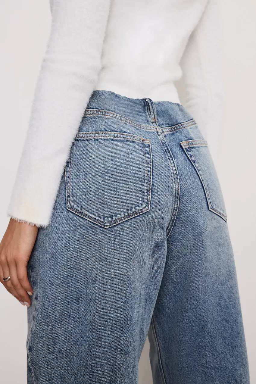 WIDE LEG PULL-ON JEANS