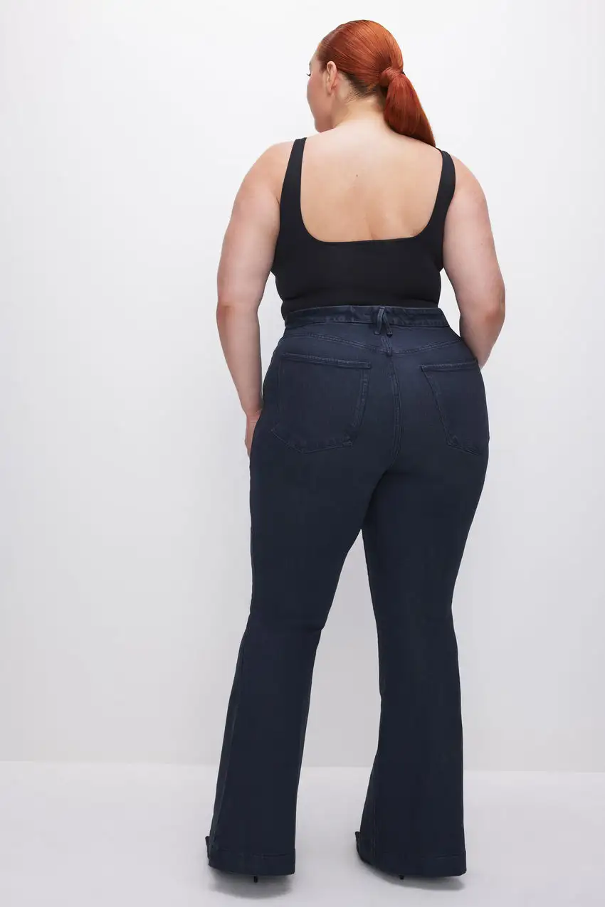 SOFT-TECH GOOD LEGS FLARE JEANS