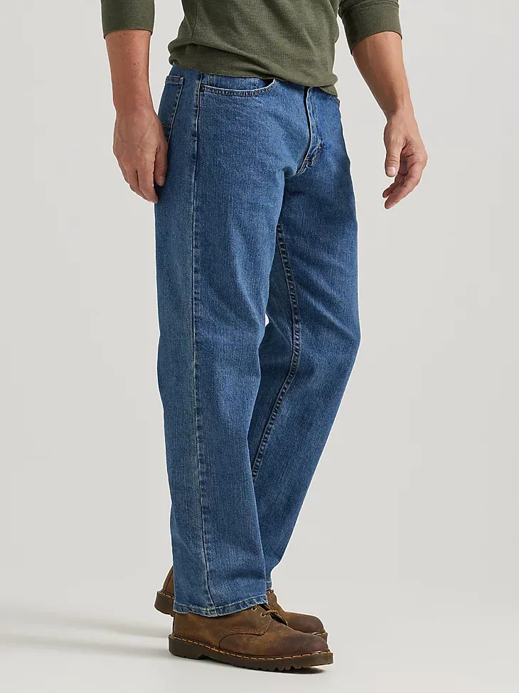 WRANGLER AUTHENTICS MEN'S RELAXED FIT COMFORT FLEX JEAN IN LIGHT STONEWASH