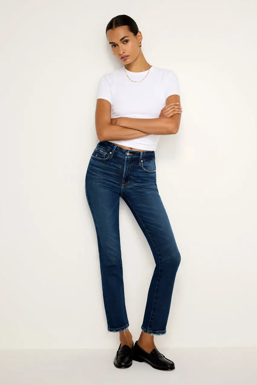 SOFT-TECH GOOD LEGS STRAIGHT JEANS