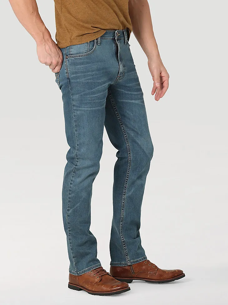 MEN'S FREE TO STRETCH™ STRAIGHT FIT JEAN IN ANTHRACITE