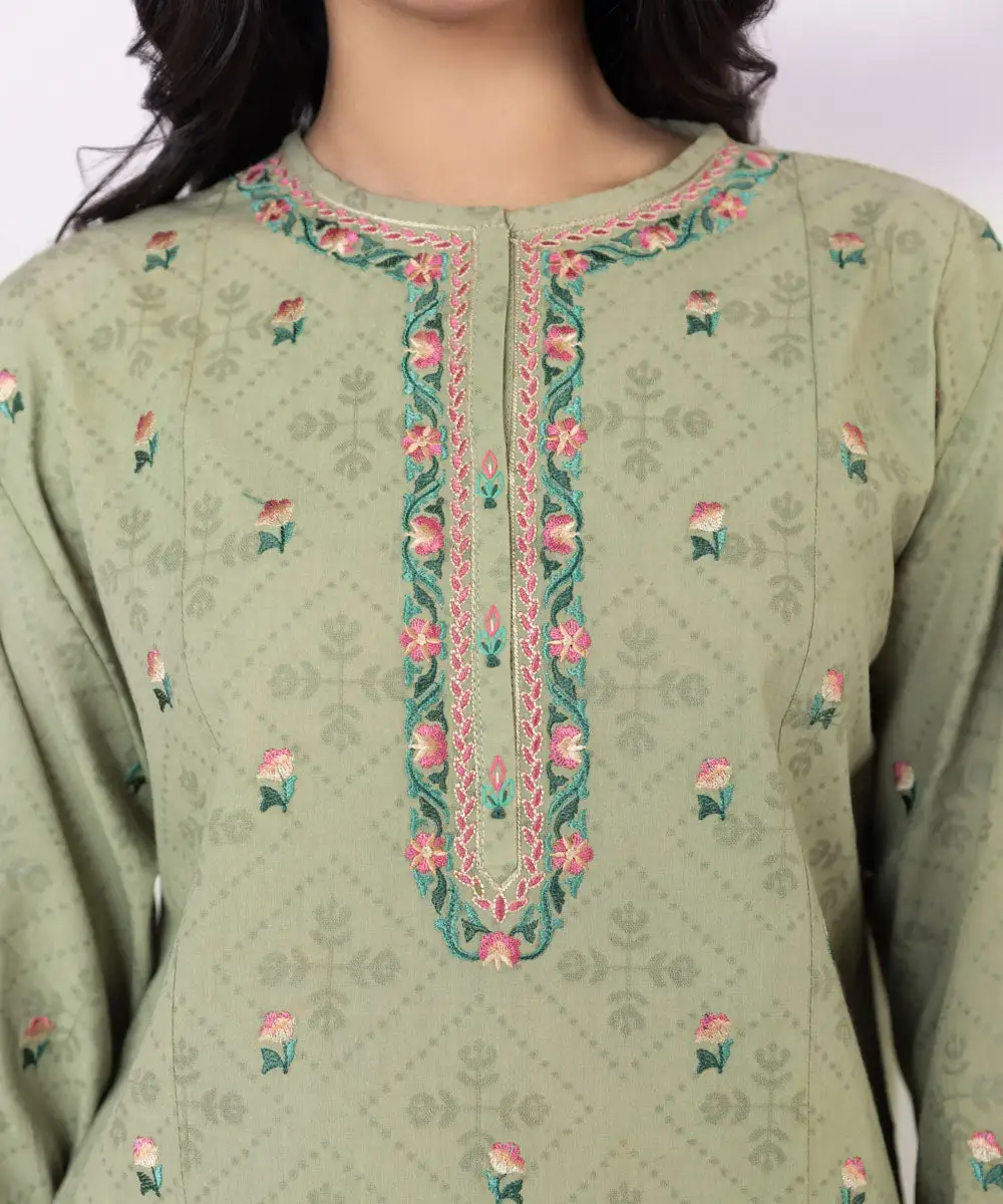 3 Piece - Embroidered Jacquard Suit