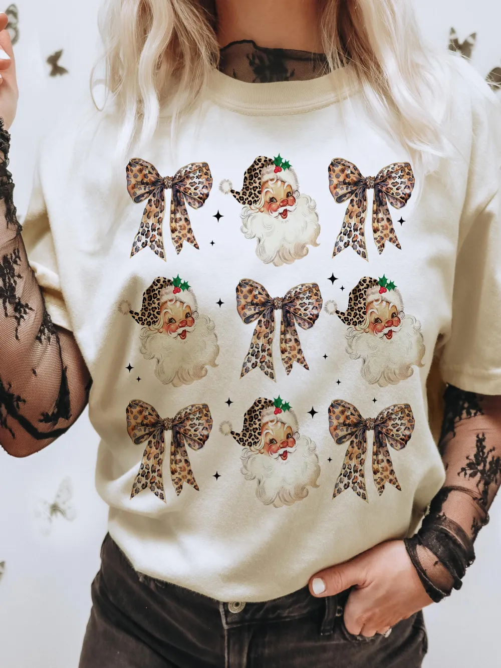 Santa with a leopard print bow Women's fashion crew neck short sleeve T-shirt