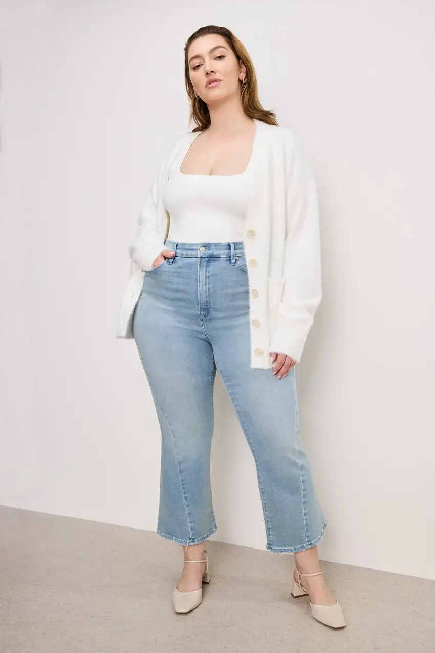 SOFT-TECH GOOD LEGS CROP MINI BOOT JEANS