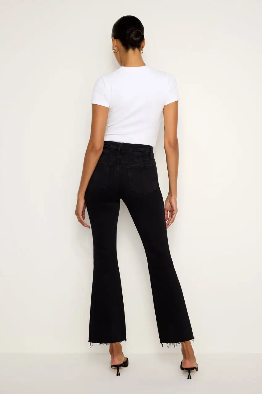 SOFT-TECH GOOD LEGS CROPPED MINI BOOT JEANS