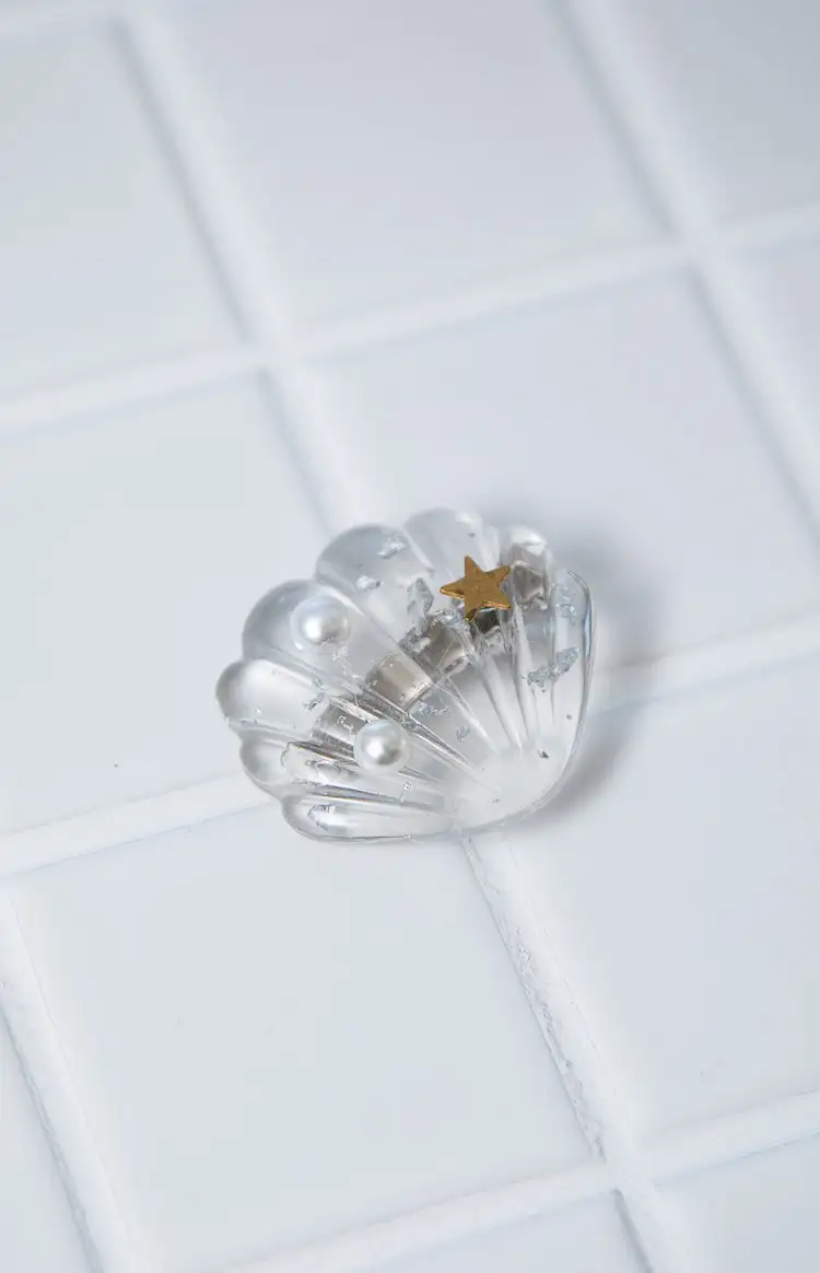 White Shell Hair Clip