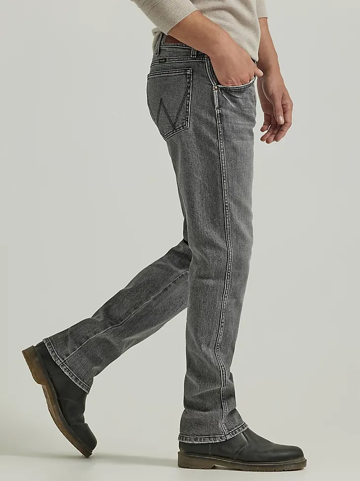 MEN'S WRANGLER® SLIM STRAIGHT JEAN IN ACID WASH