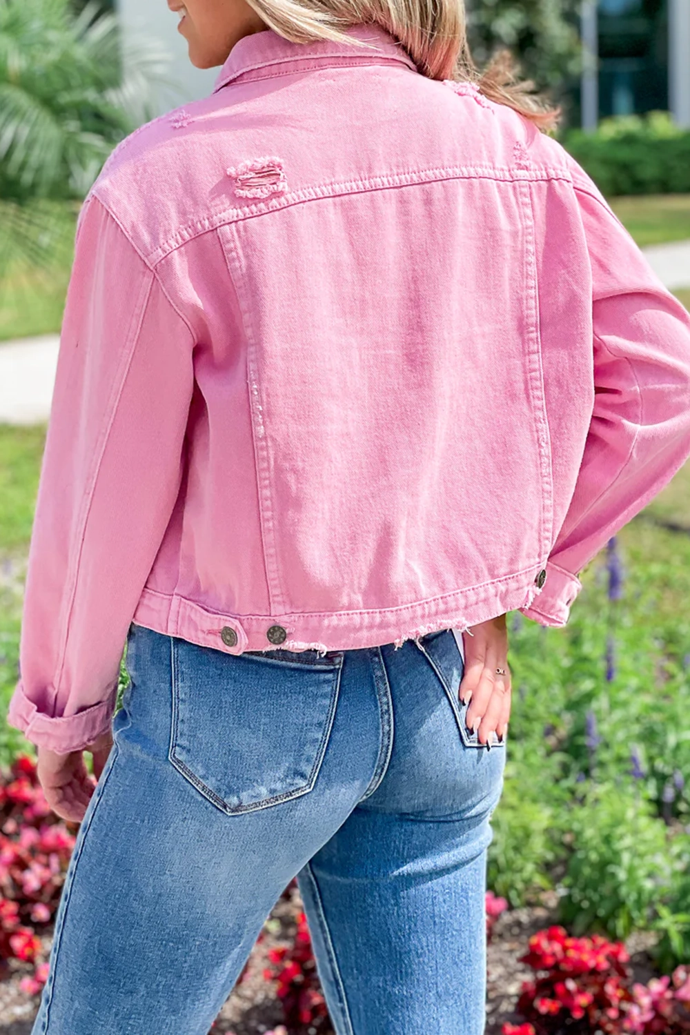 Short pink denim button jacket