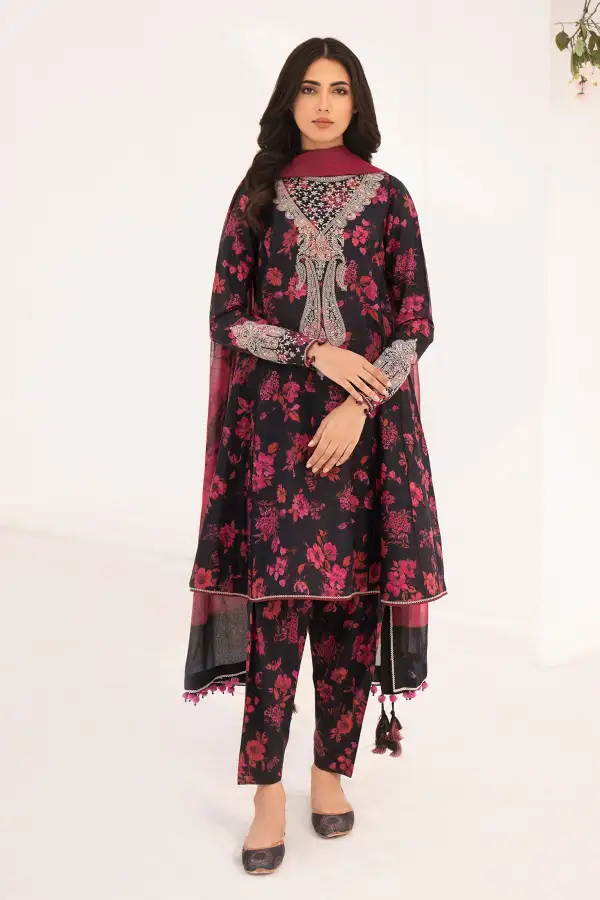 Embroidered Lawn RTW