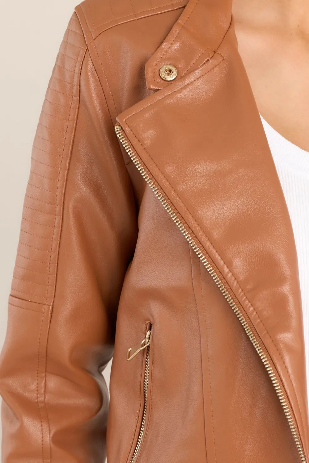 CARAMEL FAUX LEATHER JACKET