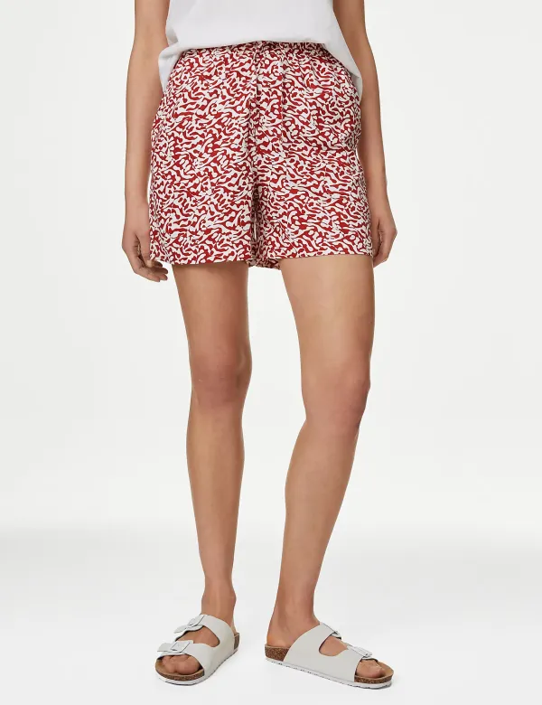 Floral Printed Slight Stretch Shorts