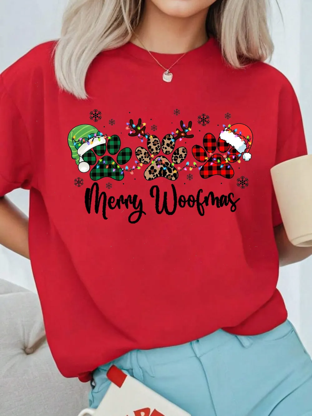 Kitty Santa Lady T-shirt