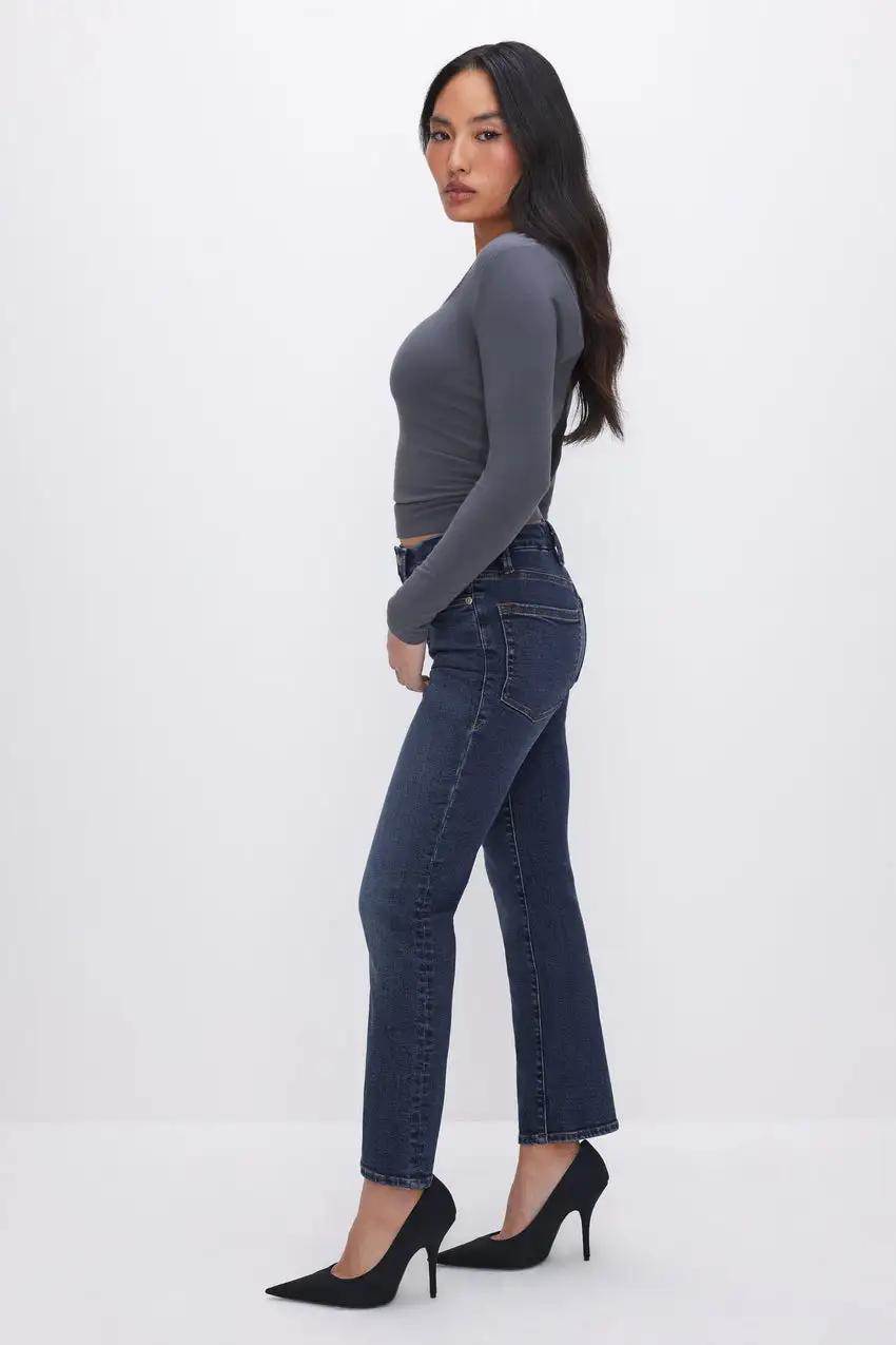 GOOD PETITE STRAIGHT JEANS