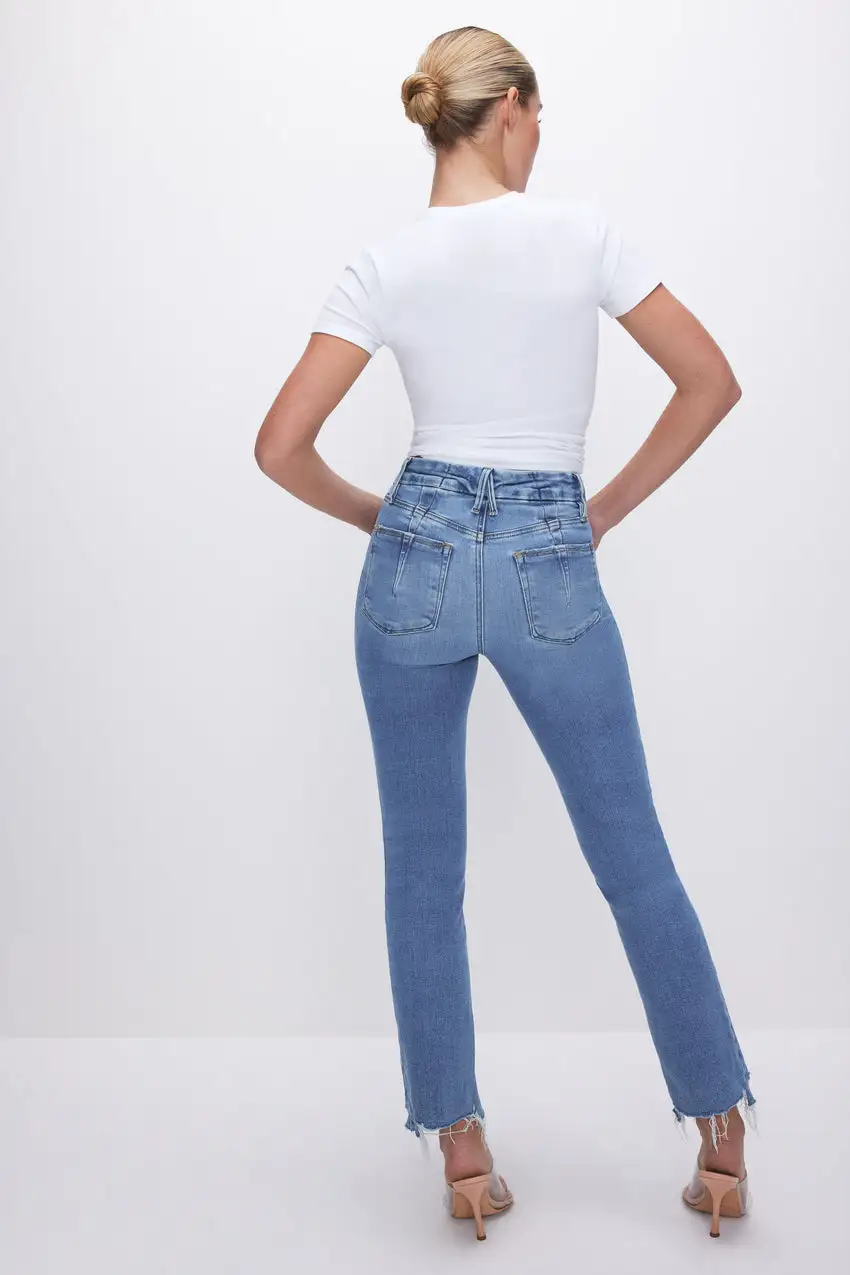 SOFT-TECH GOOD LEGS STRAIGHT JEANS