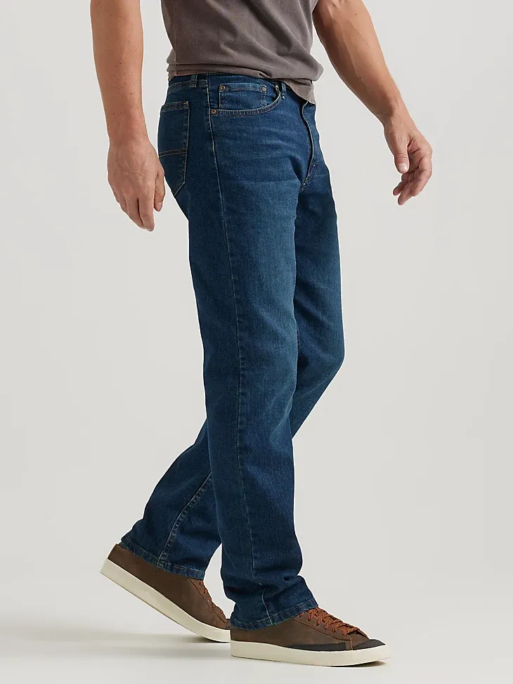 MEN'S WRANGLER AUTHENTICS® REGULAR FIT COMFORT WAIST JEAN IN BLUE OCEAN