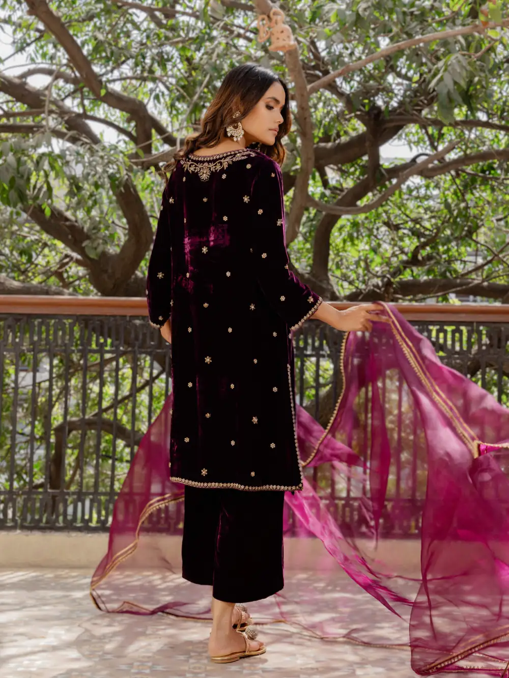 NATASHA KURTA W/ IZAAR & DUPATTA