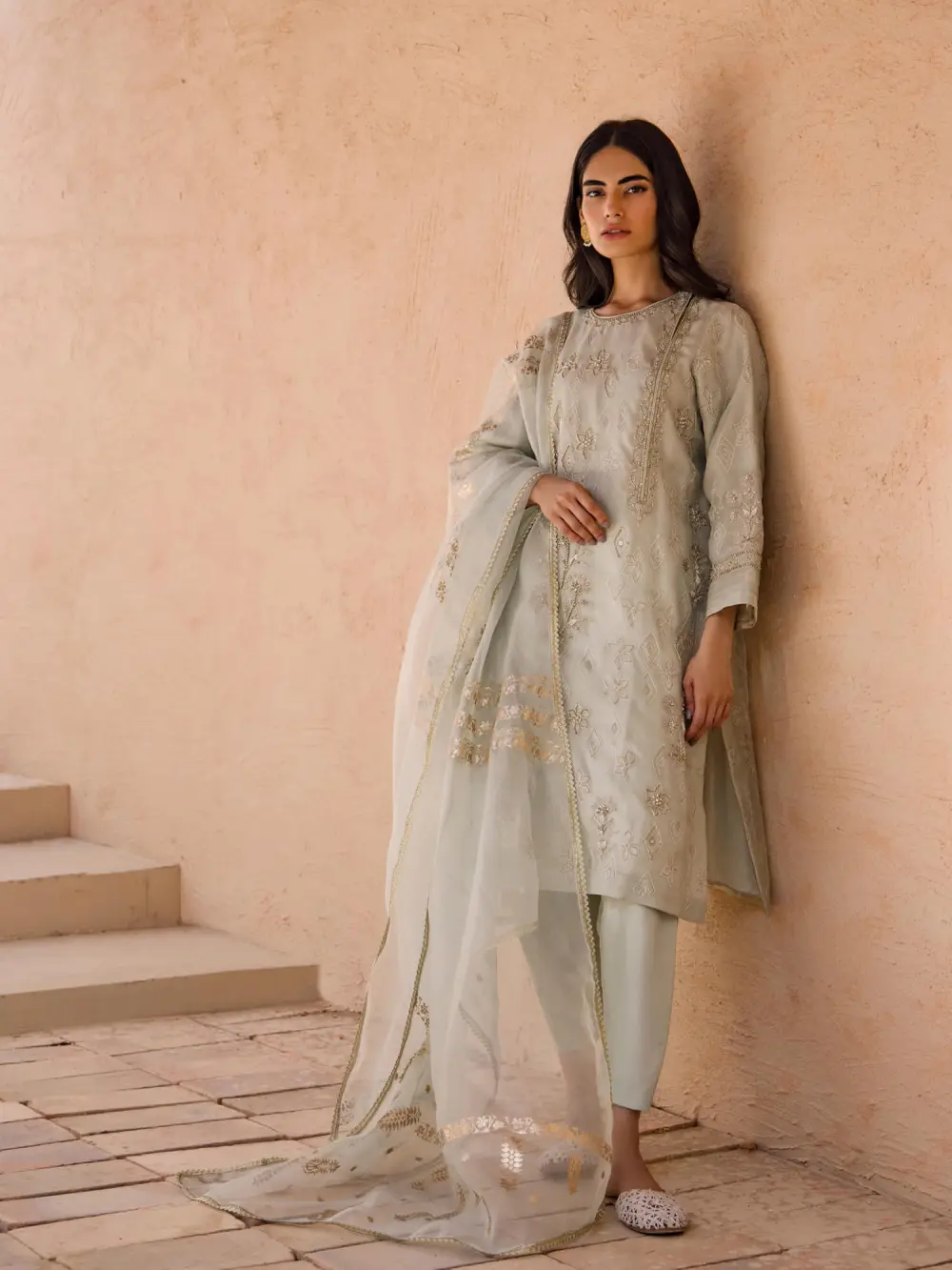 ALISHA KURTA W/ SKINNY SHALWAR & DUPATTA