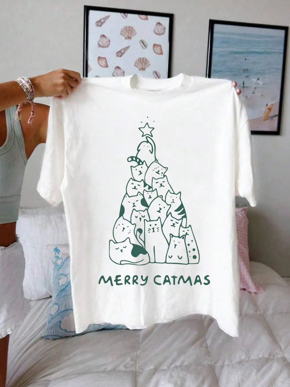 Kitty Santa Lady T-shirt