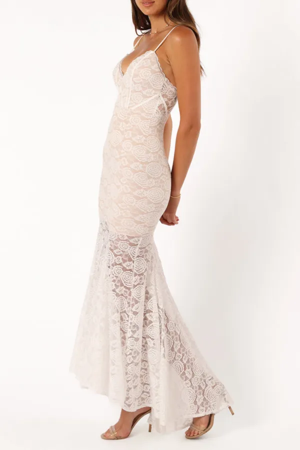 KINNY LACE MAXI DRESS - WHITE