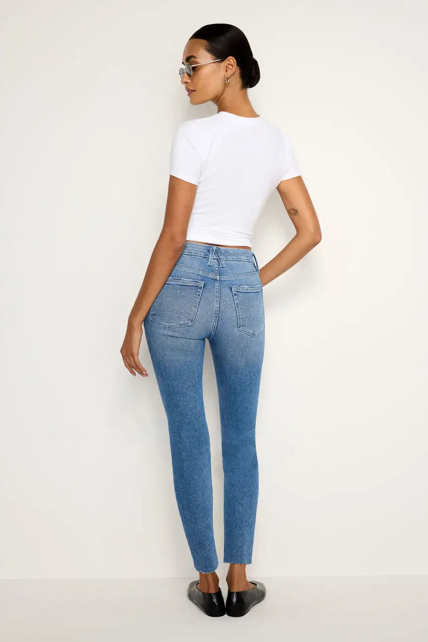 GOOD CLASSIC SLIM STRAIGHT JEANS