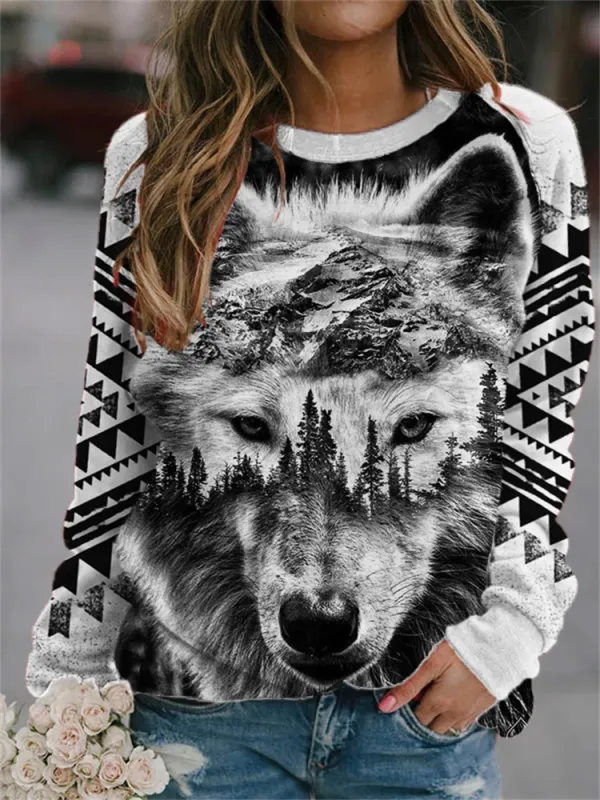 Forest Wolf Art Aztec Patchwork Sweatshirt