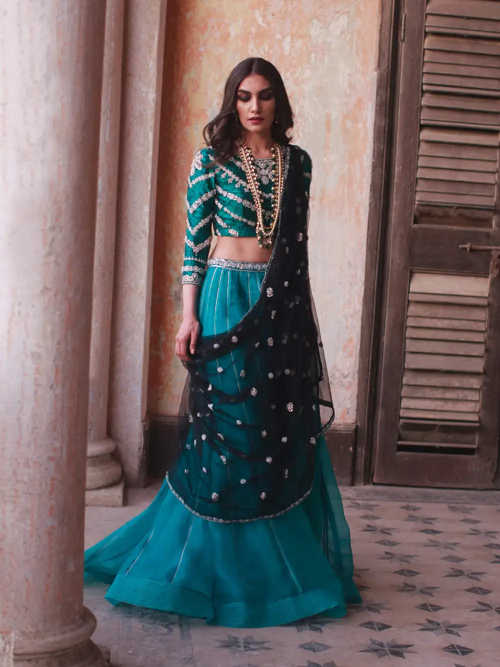 CHOLI W/ LEHENGA & DUPATTA