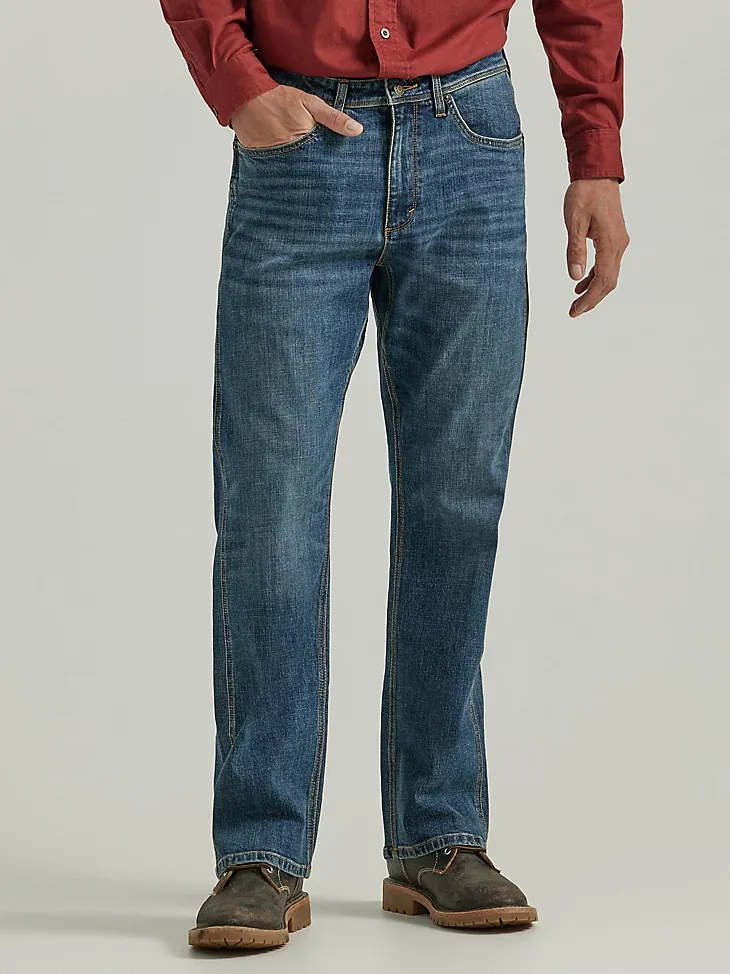 MEN'S COMFORT THAT WON'T QUIT  BOOTCUT JEAN IN DEEP DENIM