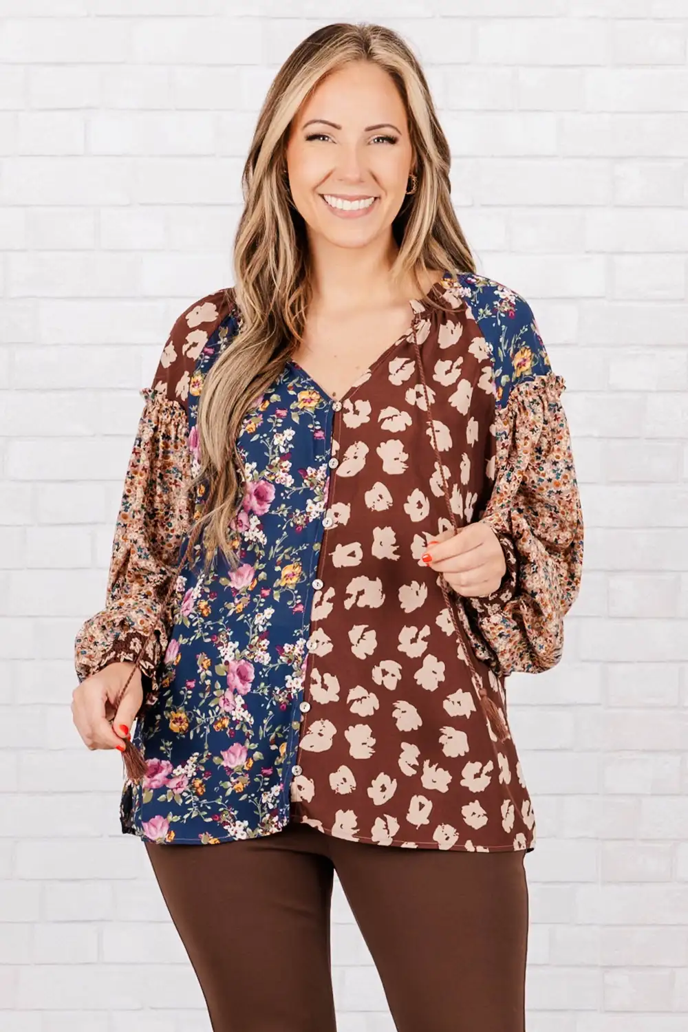 Do Amazing Things Blouse, Brown