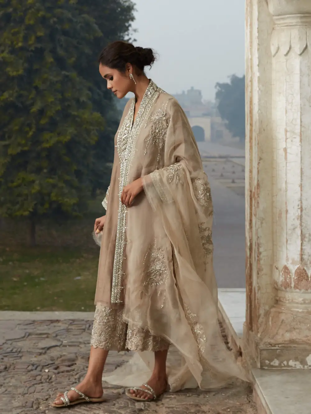 SANAM KURTA W/ IZAAR & DUPATTA