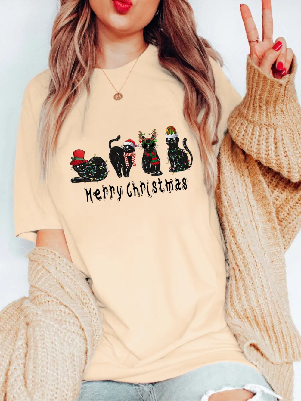 Kitty Santa Lady T-shirt