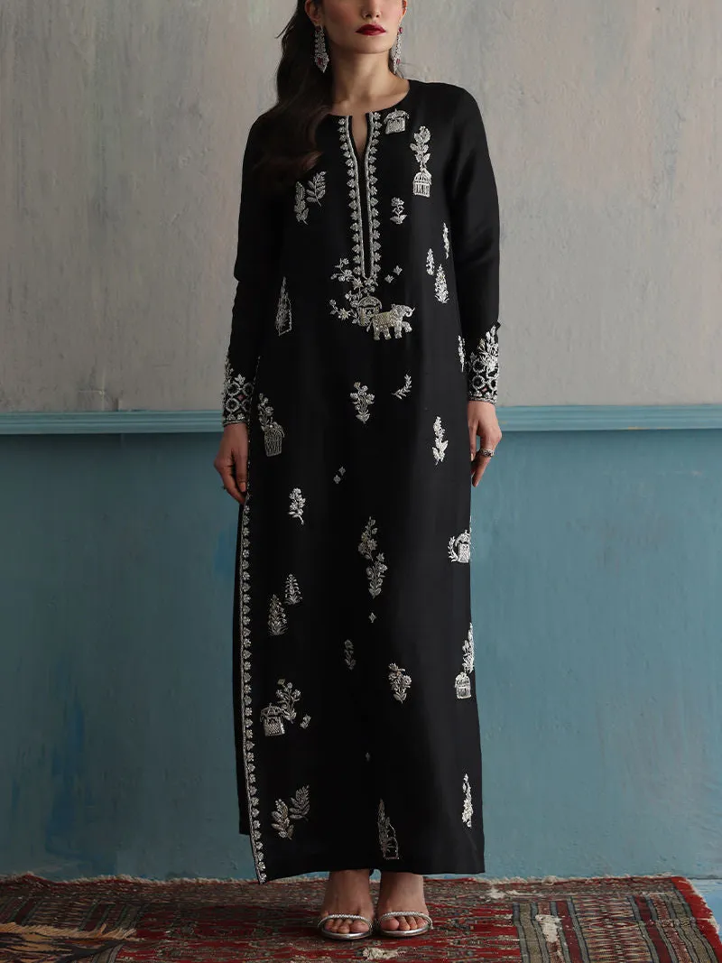 Elegant Embroidered Kaftan