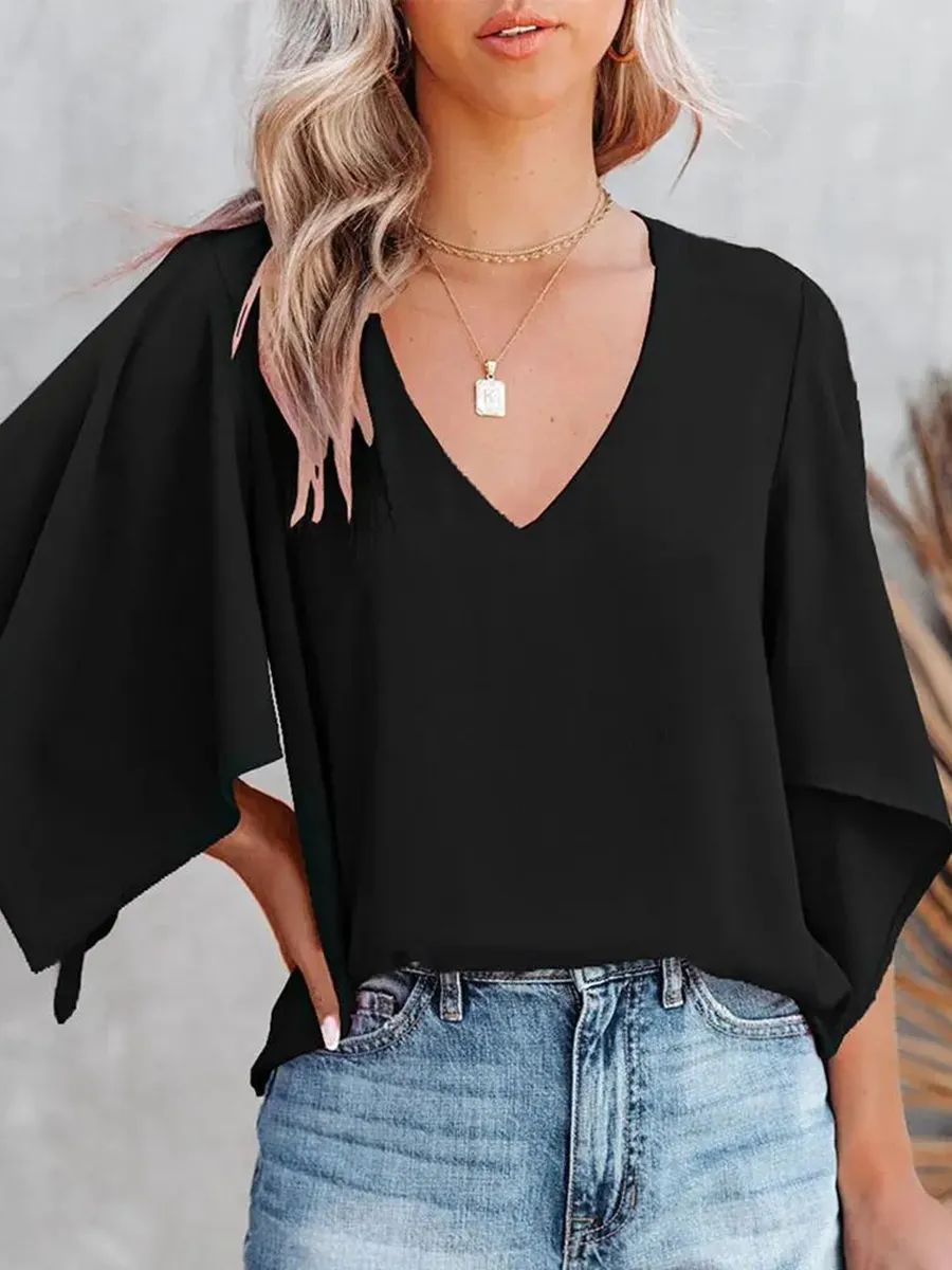 Elegant black loose V-neck shirt