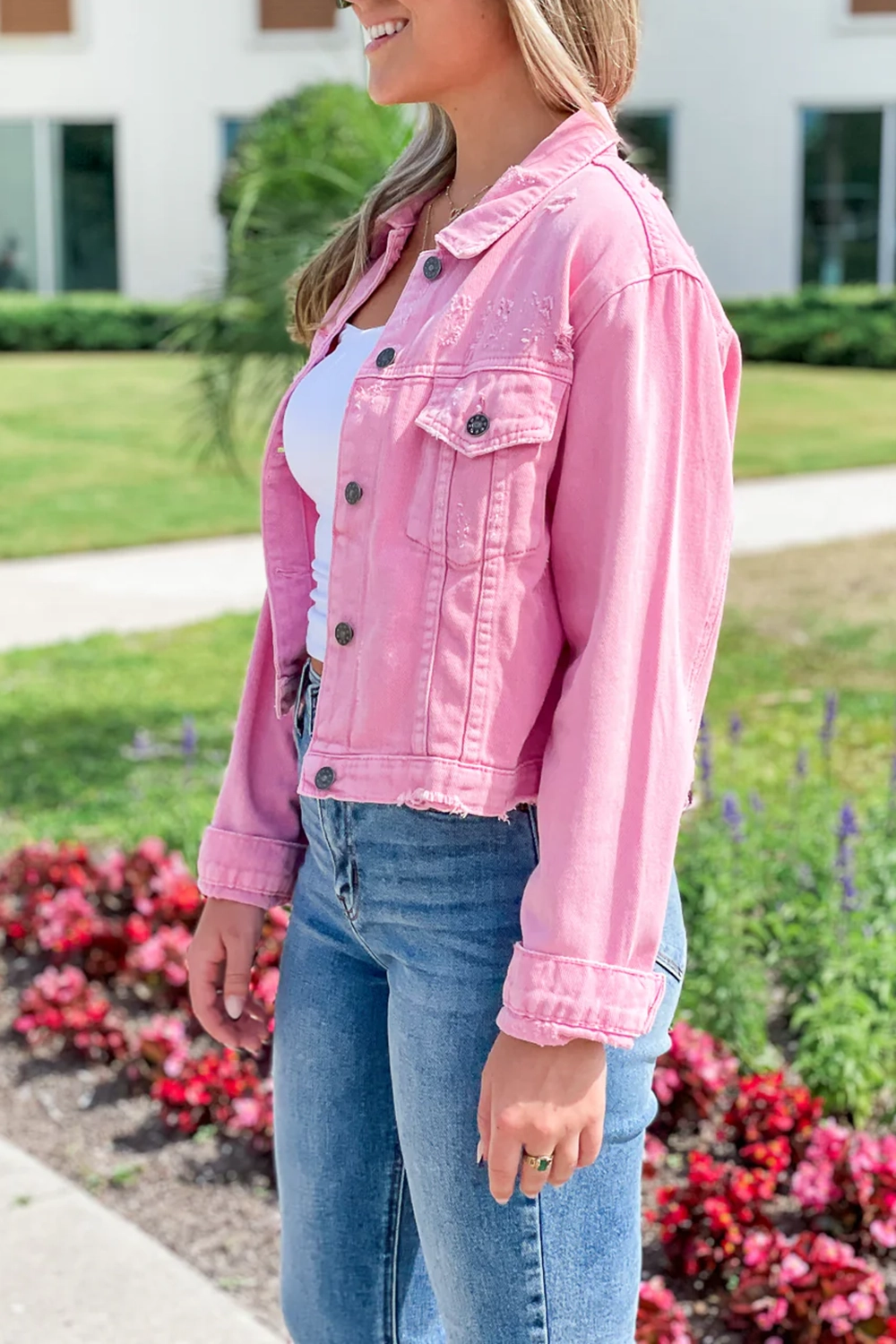 Short pink denim button jacket