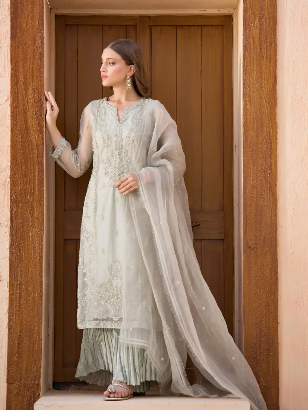 BINA KURTA W/ CRUSHED IZAAR & DUPATTA