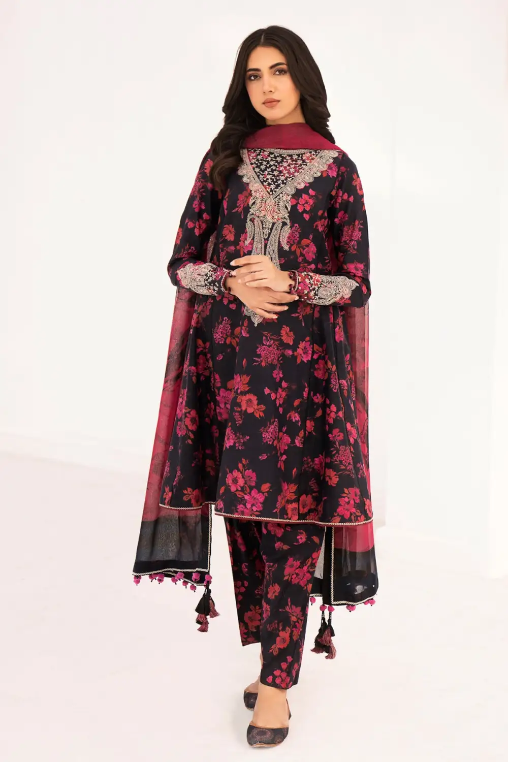 Embroidered Lawn RTW