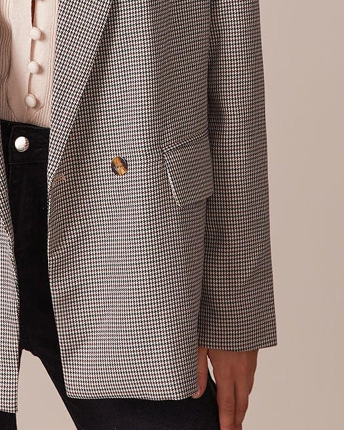 The Coffee Lapel Houndstooth Button Blazer