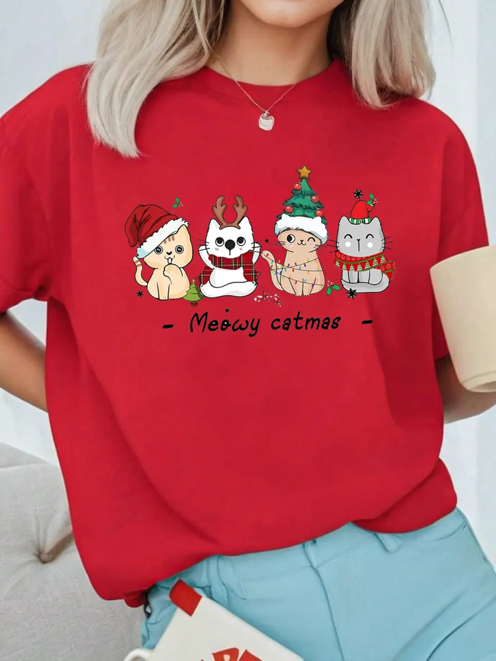 Kitty Santa Lady T-shirt